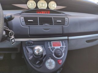 Peugeot 807 2010