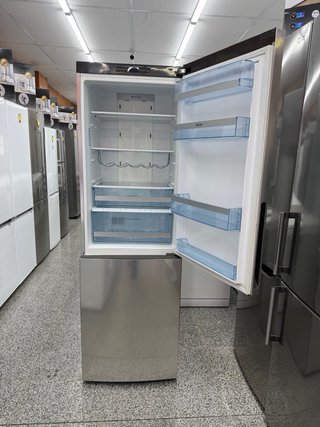Nevera Haier plateada