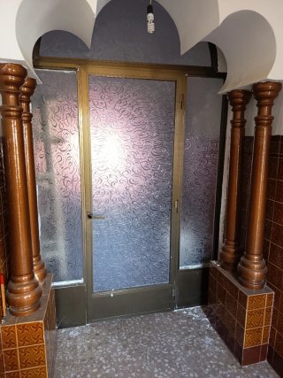 Puerta de aluminio con cristal