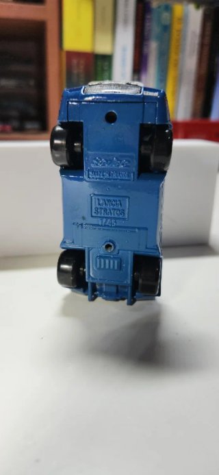 Lancia Stratos Solido Azul