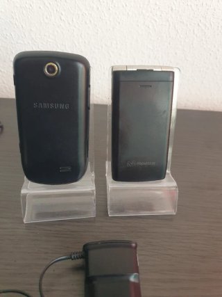 Confezione 2 Cellulari LG e Samsung Neri