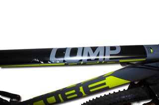 BICICLETA MONTAÑA CUBE ACID GRIS Y FLUOR T/L 27,5"