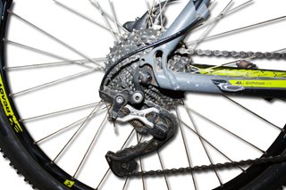 BICICLETA MONTAÑA CUBE ACID GRIS Y FLUOR T/L 27,5"