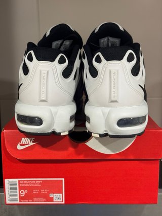 Deportivas Nuevas Nike Air Max Plus Drift Talla 43