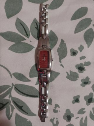 Reloj Radiant Mujer Rojo y Plateado