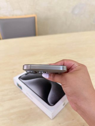 iPhone 15 Pro Max Gris/Plata