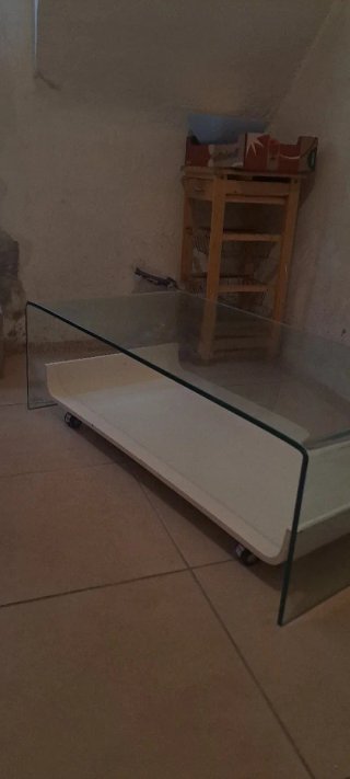 Mesa de centro cristal curvo