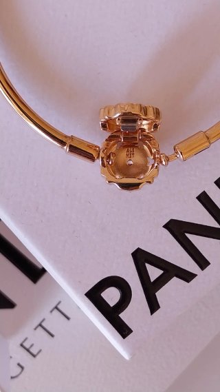 Pulsera Pandora Oro rosa de copo de nieve.