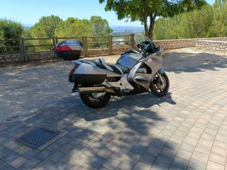 Honda Pan European 1300 Plata