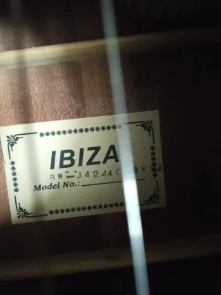 Chitarra Acustica Ibiza