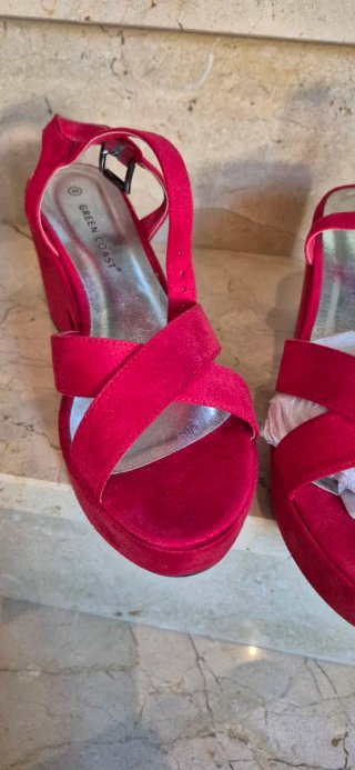 Zapatos de tacón rojos Green Coast talla 40