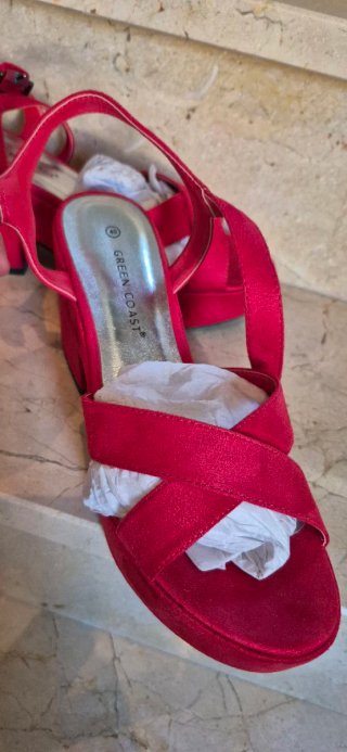 Zapatos de tacón rojos Green Coast talla 40
