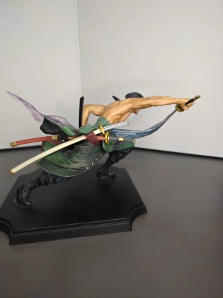 Action Figure Zoro Bandai