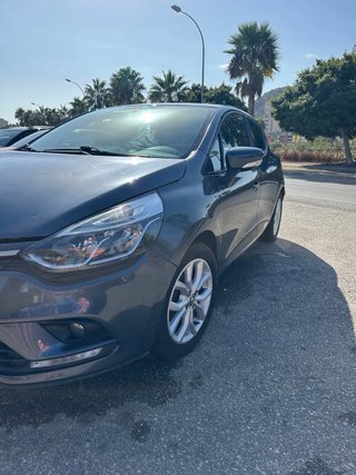 Renault Clio 2017.