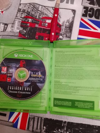 Resident Evil Origins Collection Xbox One