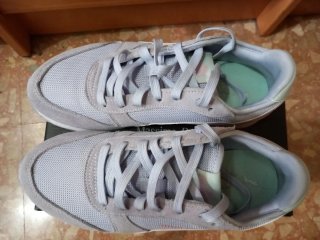Zapatillas Puma grises y rosas