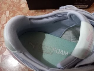 Zapatillas Puma grises y rosas