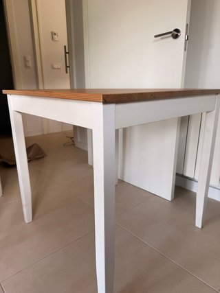 Mesa 80x80cm y 2 Sillas Madera