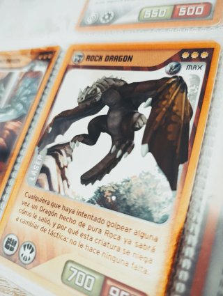 Album Invizimals Nueva Generación Cartas