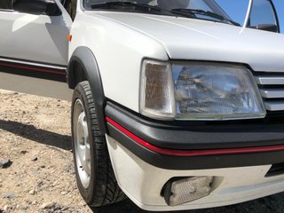 Peugeot 205 GTI