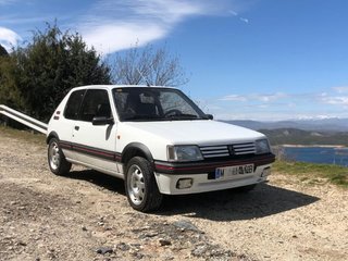 Peugeot 205 GTI