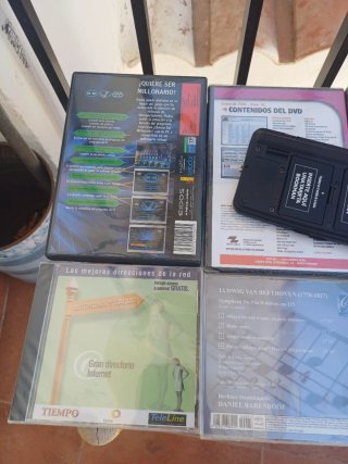 Lote di CD SOFTWARE, VIDEOGIOCHI, MUSICA, VINTAGE