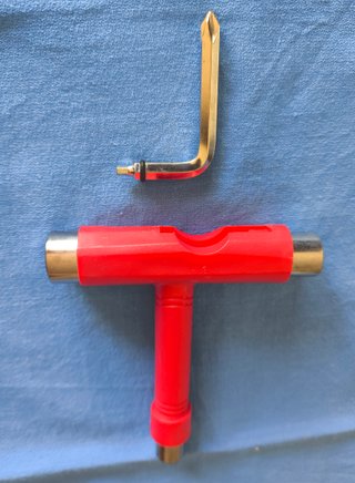 Herramienta Skate T-Tool Multifunción todo en uno