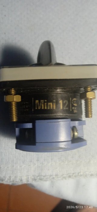 Interruptor industrial EGA bipolar