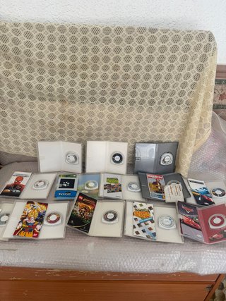Lote 13 juegos PSP (10 con manual)