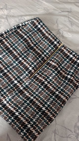 Minifalda de cuadros de H&M, talla S