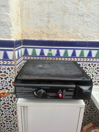Plancha a gas LORETO con estantería