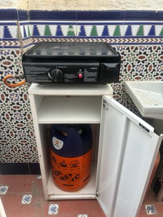 Plancha a gas LORETO con estantería