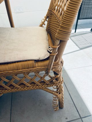 Mesa y  5 Sillas de Jardín
