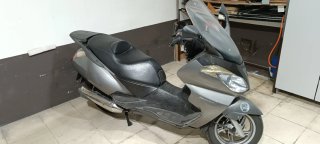 Aprilia Arrecife 125cc Gris Maxi Scooter
