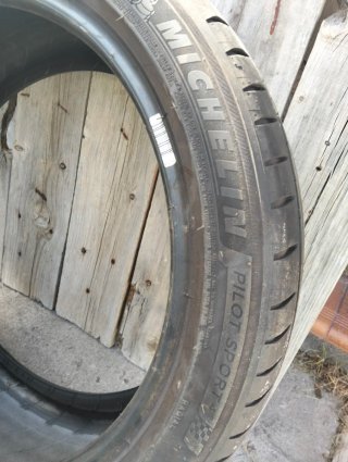 Neumático 225/45ZR19 96W