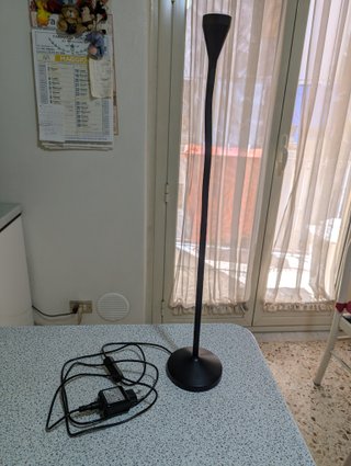 Lampada da tavolo nera LED nero 1.9W