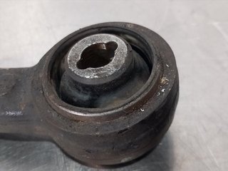 BRAZO SUSPENSION INFERIOR DELANTERO DERECHO VOLVO