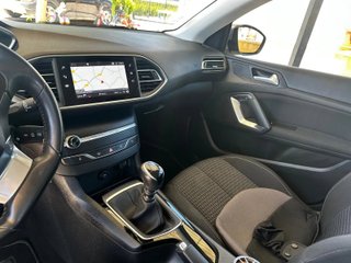 Peugeot 308 Peugeot 308 5p Allure BlueHDI 130 SS