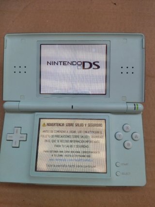 DS Lite turquesa muy buen estado con accesorios