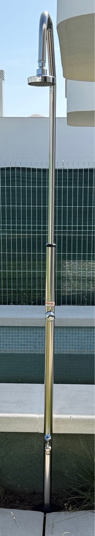 Ducha exterior piscina metal + escalera