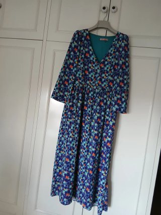 Vestido midi estampado Kling azul