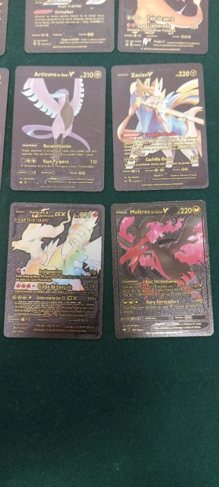 Pack 16 Cartas Black Pokémon Doradas/Negras