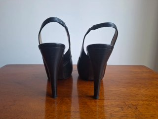 Zapatos de piel negros con plataforma
