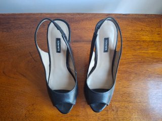 Zapatos de piel negros con plataforma