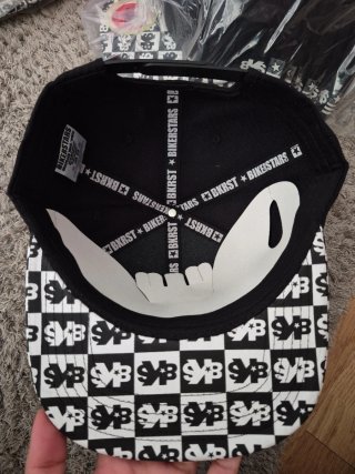 Lote de 60 gorras planas