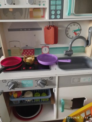 Cocinita infantil de madera
