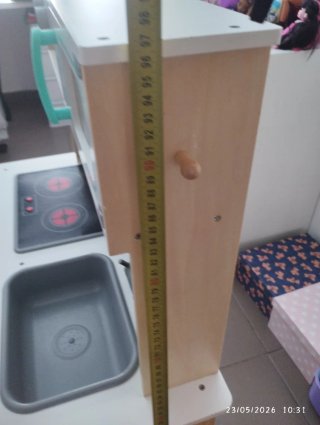 Cocinita infantil de madera