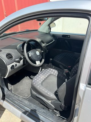 Volkswagen Beetle 2005