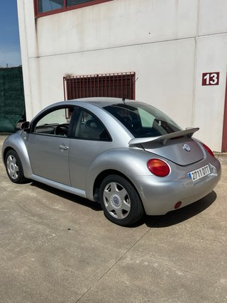 Volkswagen Beetle 2005