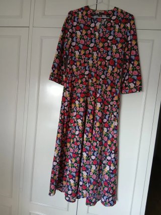 Vestido midi estampado floral